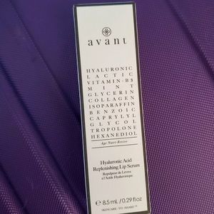 Avant- Hyaluronic Acid Replenishing Lip Serum